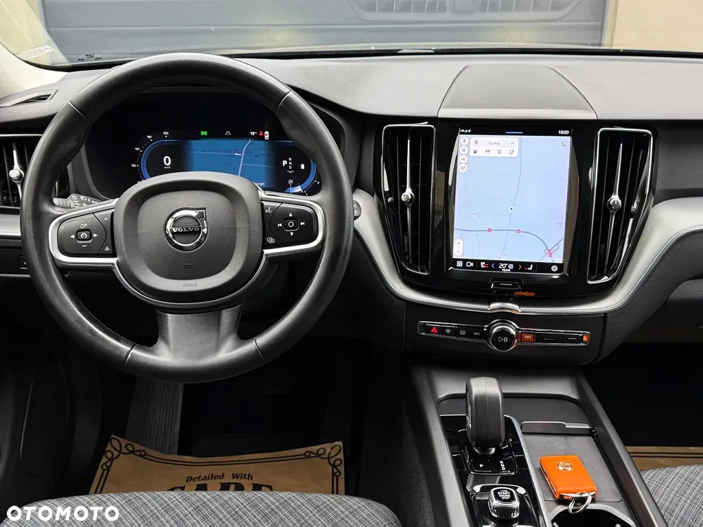 Volvo XC 60 B4 D Geartronic Momentum Pro - 38