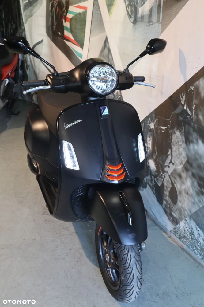 Piaggio Vespa - 14