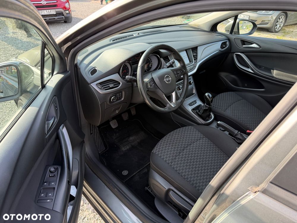 Opel Astra 1.4 Turbo Edition - 24