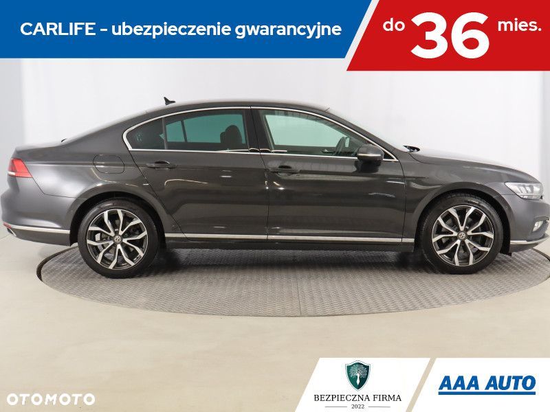 Volkswagen Passat - 7