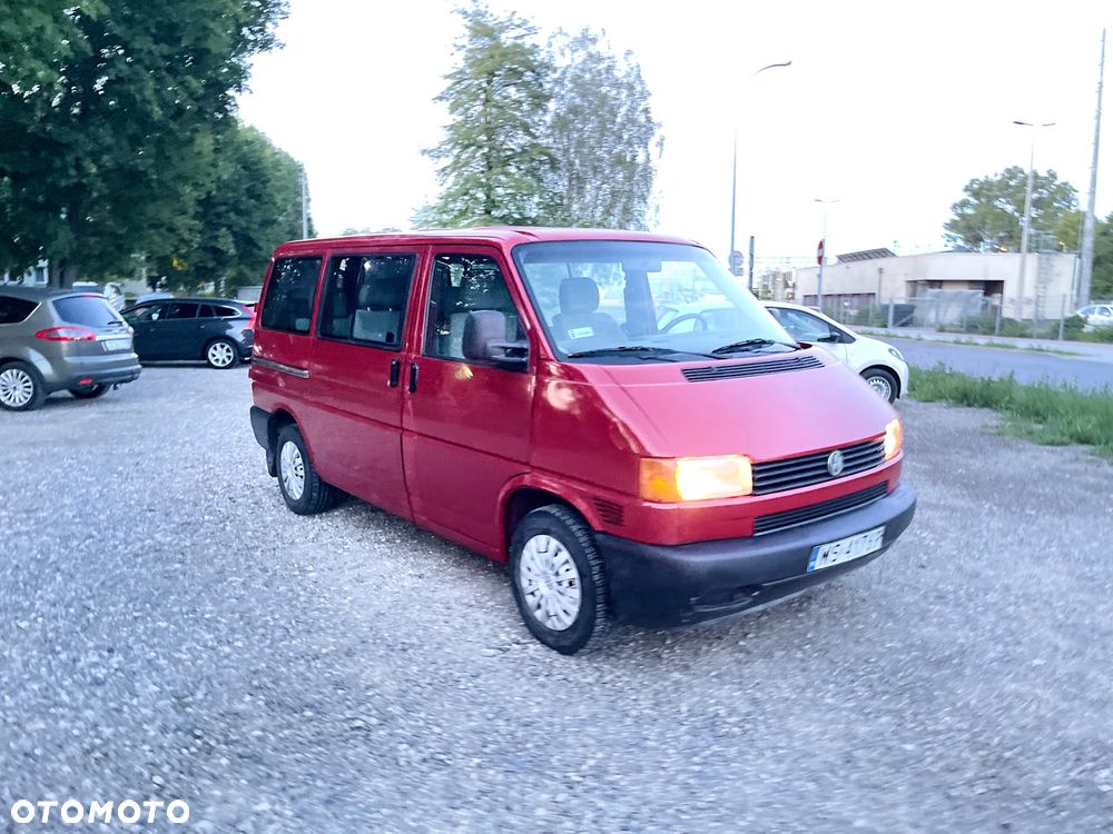 Volkswagen Transporter - 2