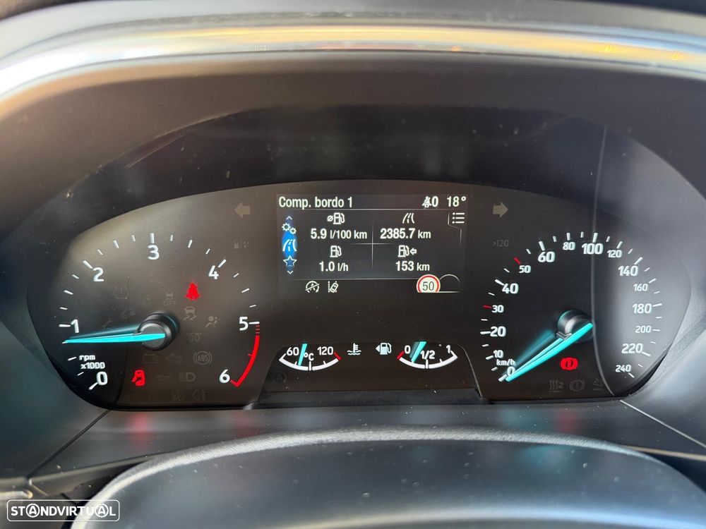 Ford Focus 1.5 TDCi EcoBlue Active X - 11