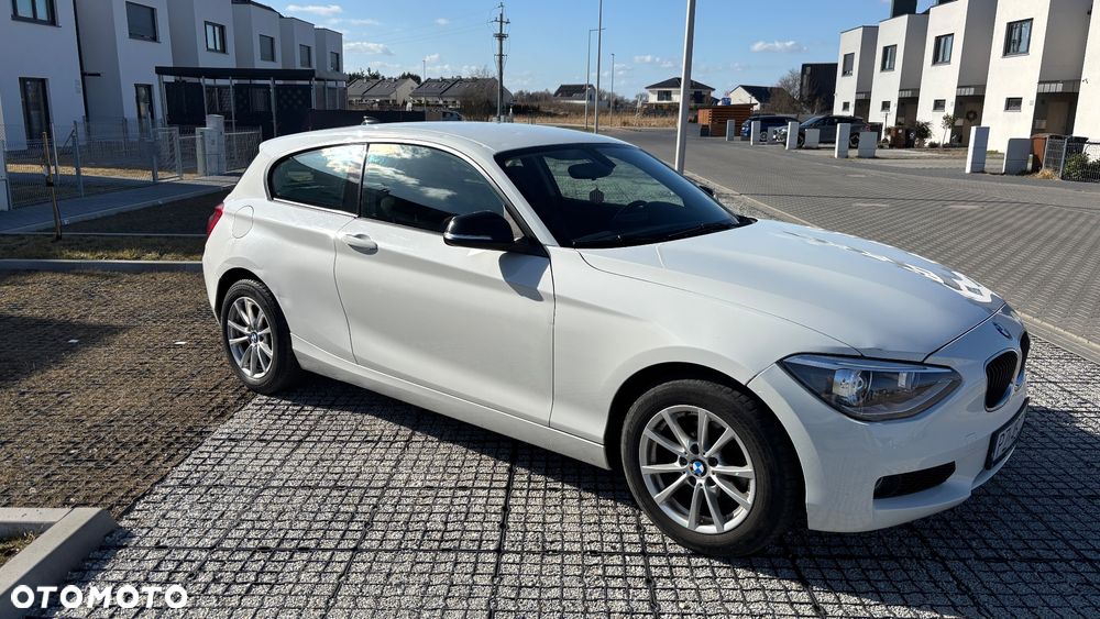 BMW Seria 1 114d - 4