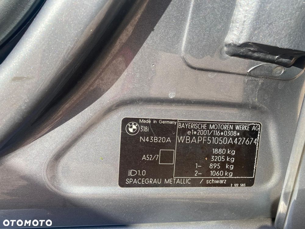 BMW Seria 3 318i - 7