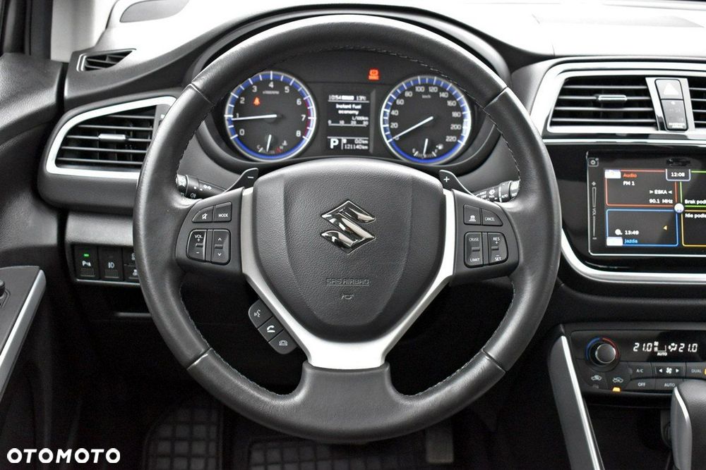 Suzuki SX4 S-Cross 1.4 T Premium 4WD - 16