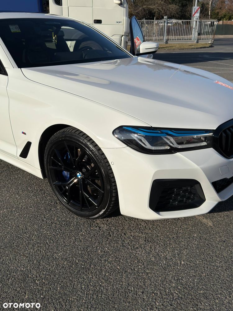 BMW Seria 5 520d xDrive M Sport sport - 8