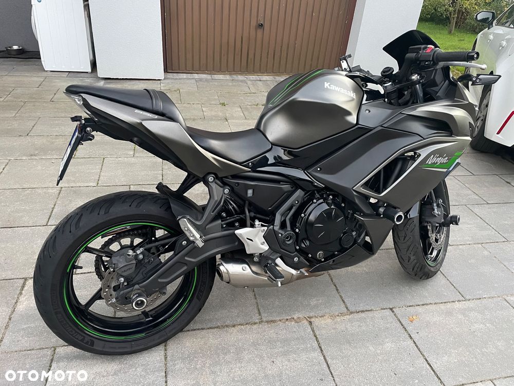 Kawasaki Ninja - 4