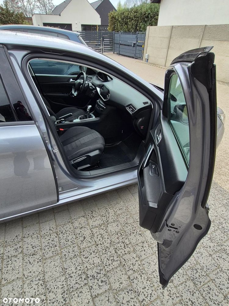 Peugeot 308 - 19