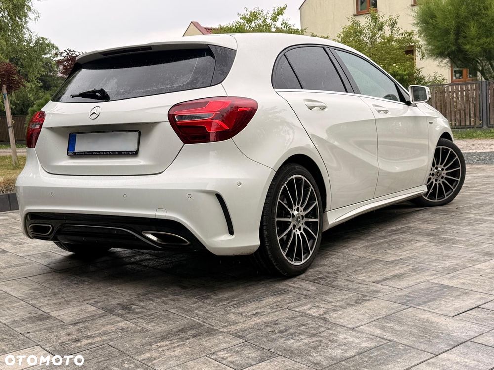 Mercedes-Benz Klasa A 180 7G-DCT AMG Line - 3