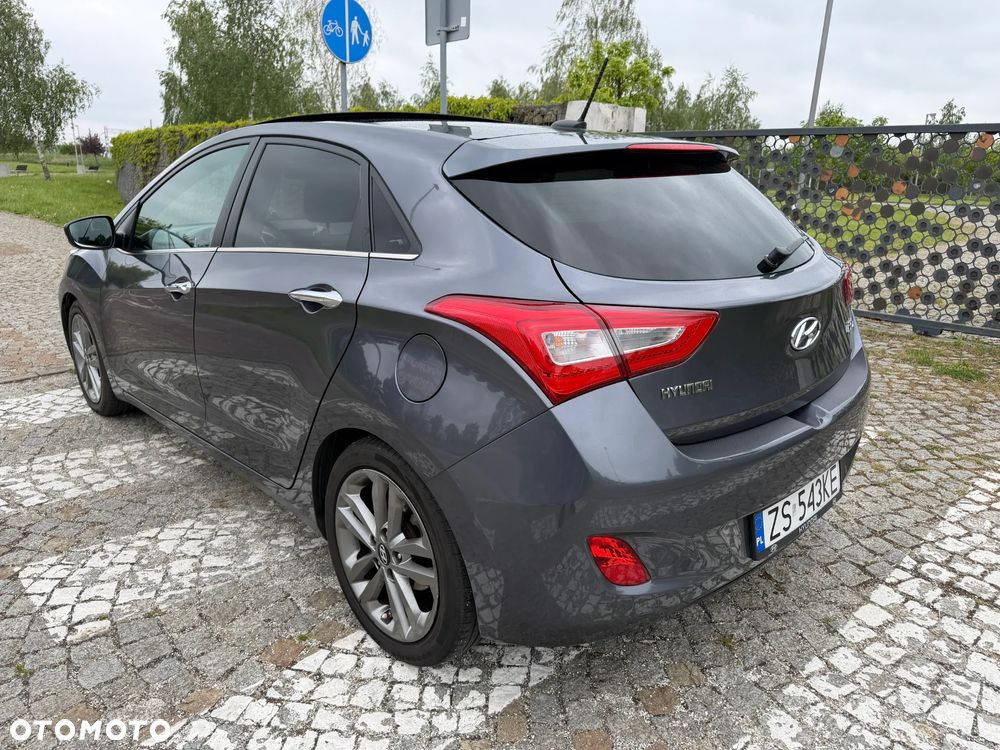 Hyundai i30 1.6 CRDi Premium DCT - 2