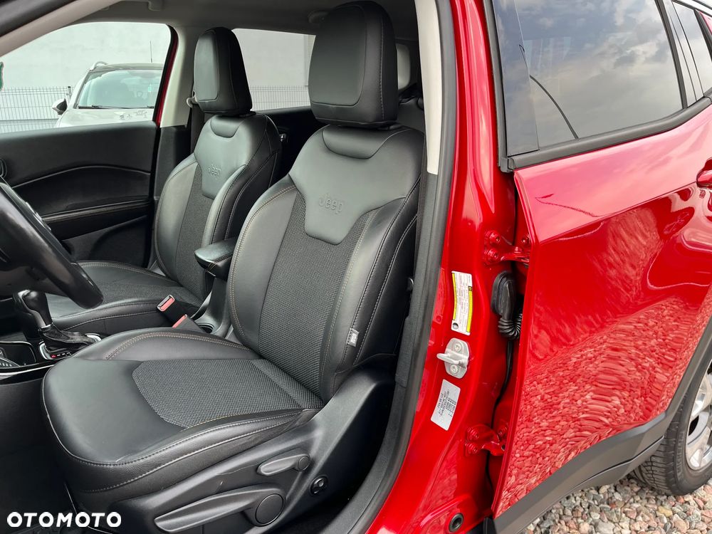 Jeep Compass - 16