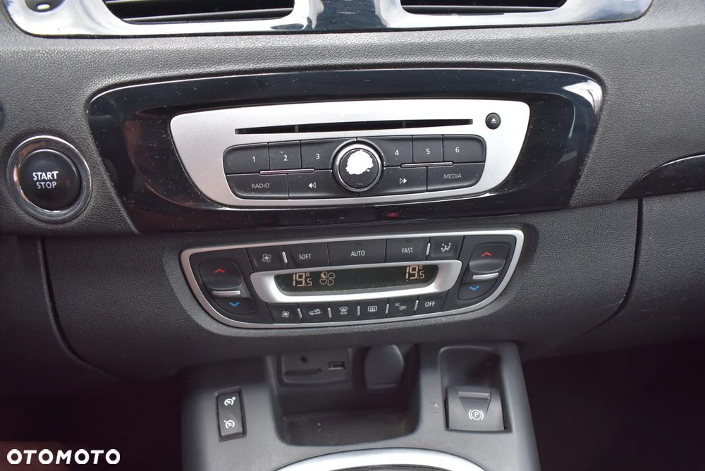 Renault Scenic Energy dCi 130 Start & Stop Bose Edition - 16