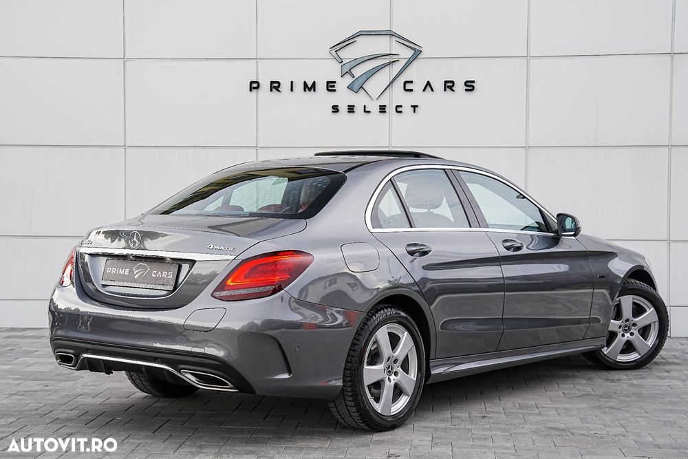 Mercedes-Benz C 300 e 4MATIC 9G-TRONIC AMG Line - 12