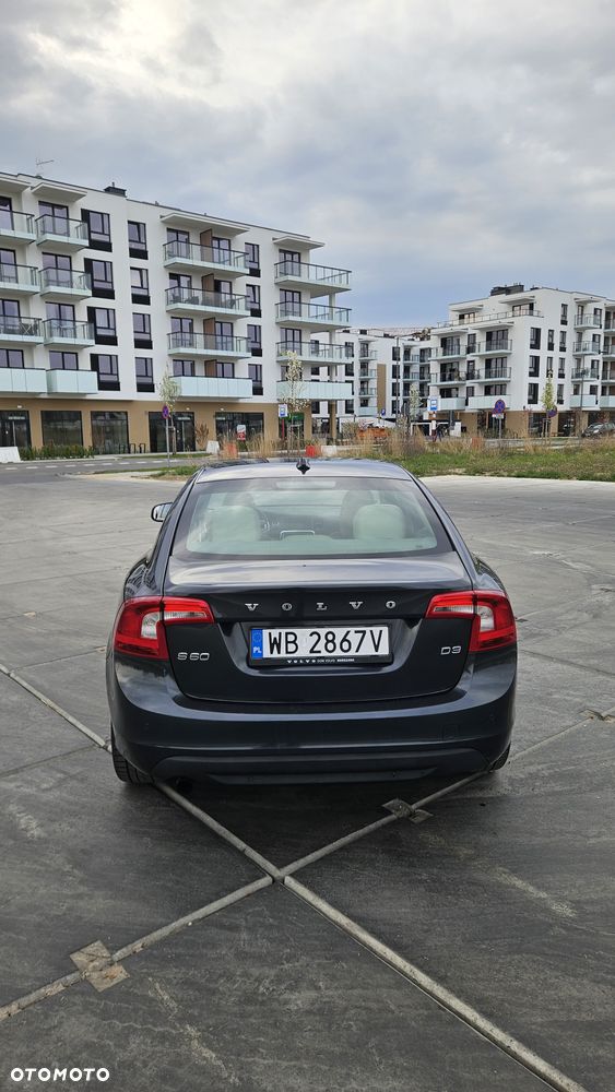 Volvo S60 D3 Momentum - 5