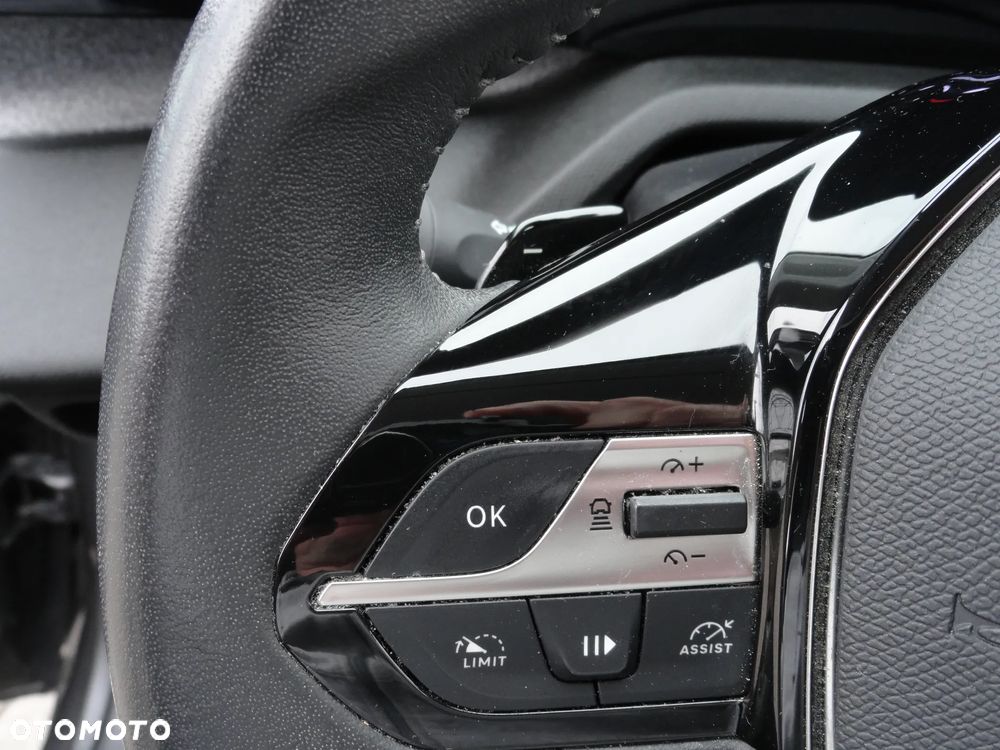 Peugeot 308 BlueHDi 130 EAT8 Stop & Start Allure Pack - 21