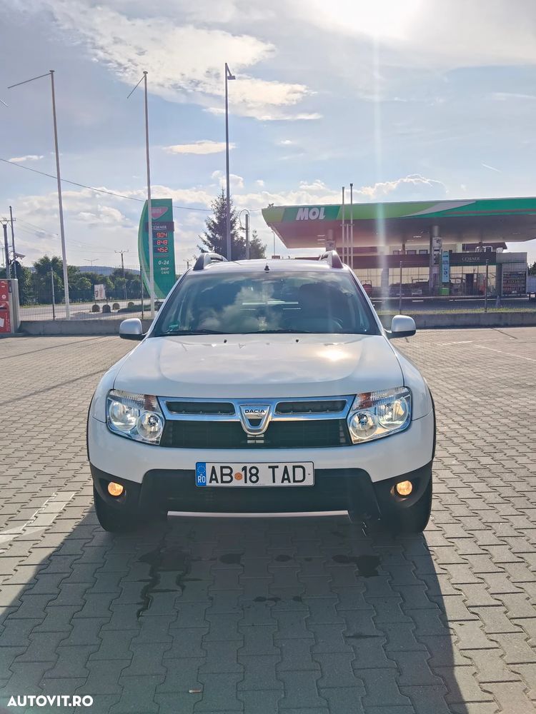 Dacia Duster 1.6 16V 4x2 Essentiel - 1