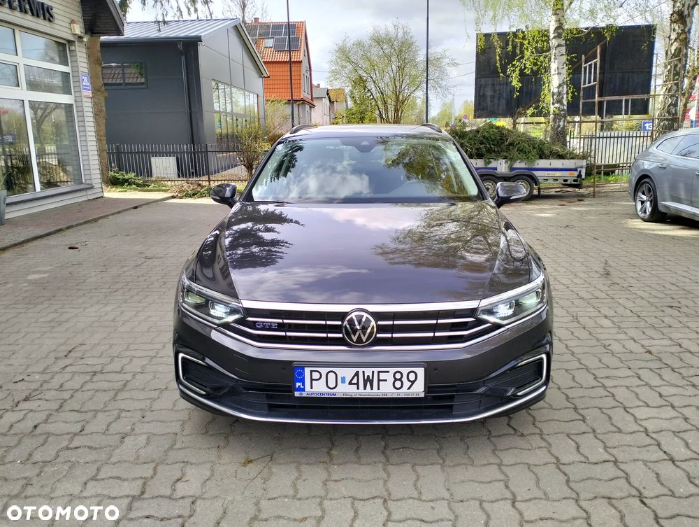 Volkswagen Passat - 28