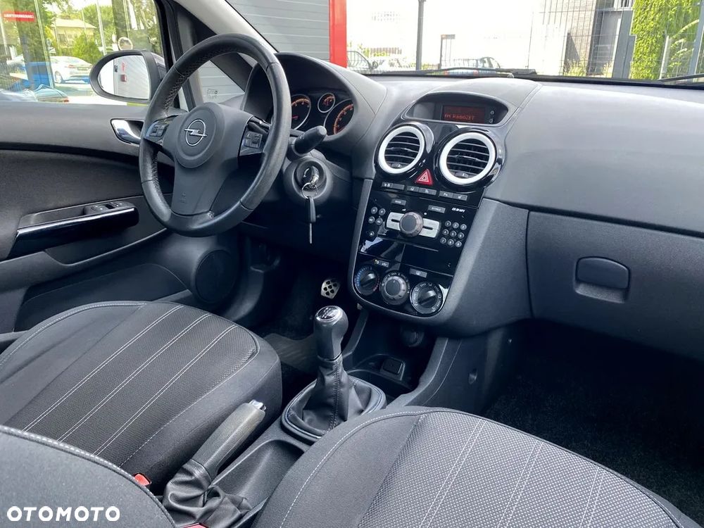 Opel Corsa 1.4 Color Edition - 10