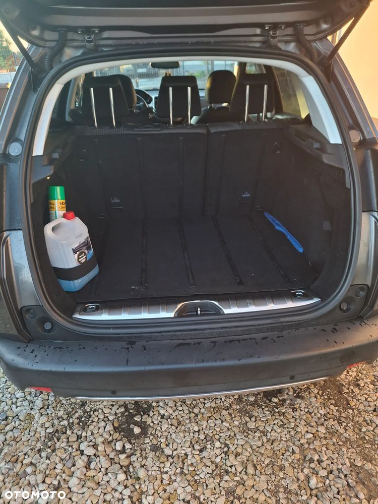 Peugeot 2008 - 9