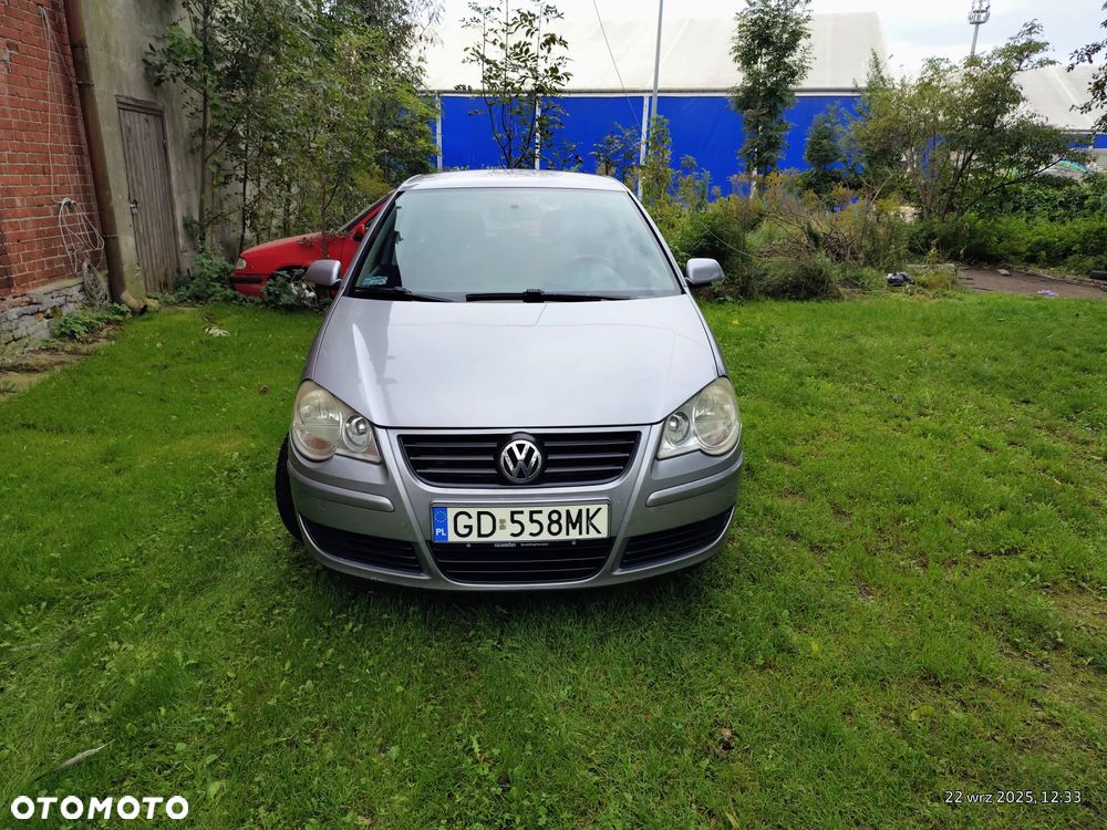 Volkswagen Polo - 1
