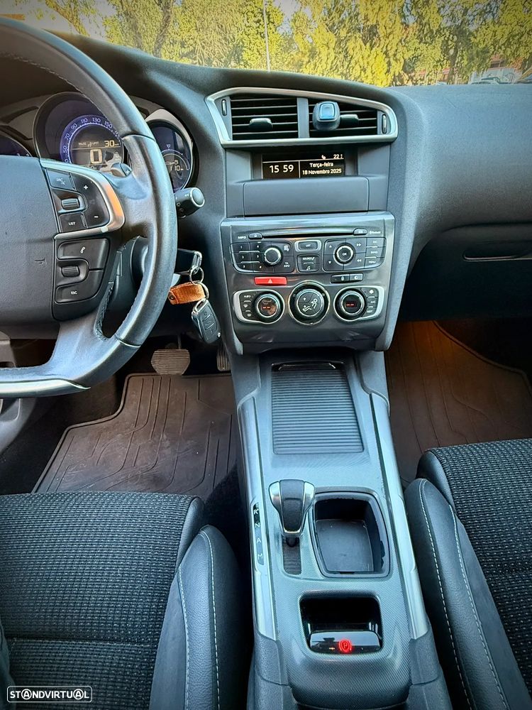 Citroën C4 1.6 e-HDi Exclusive J17 CMP6 - 12