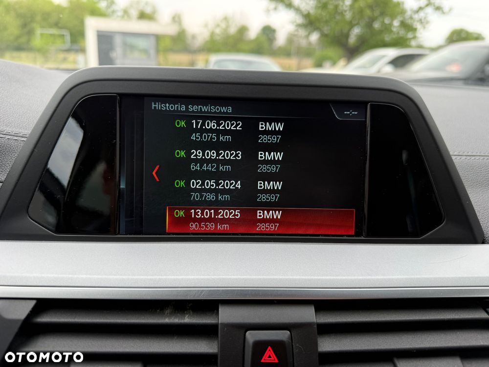 BMW X3 xDrive20i Advantage - 16