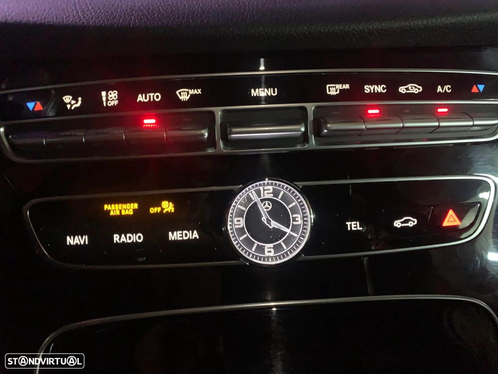 Mercedes-Benz E 220 d 9G-TRONIC AMG Line - 28