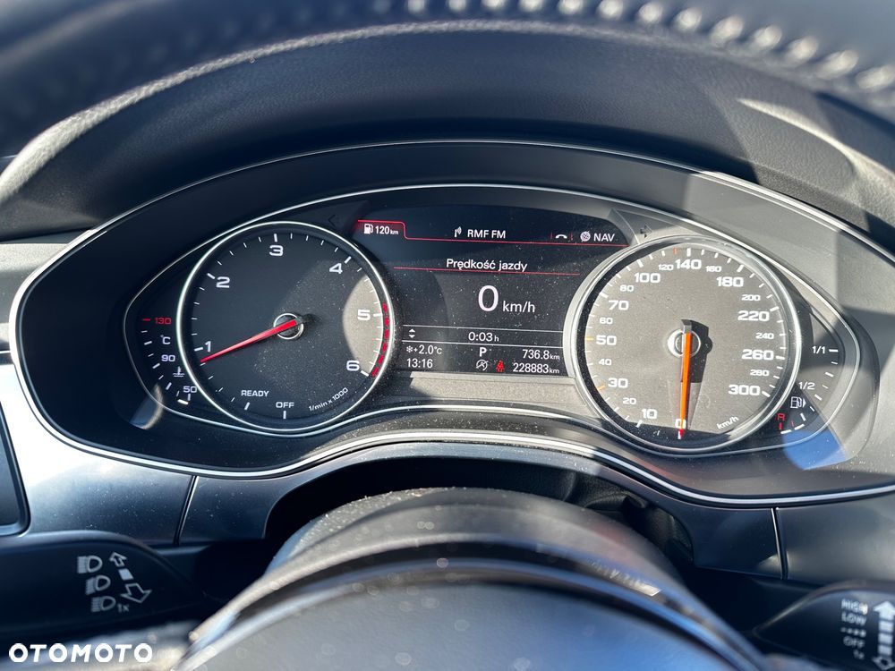 Audi A6 Avant 2.0 TDI quattro S tronic - 24