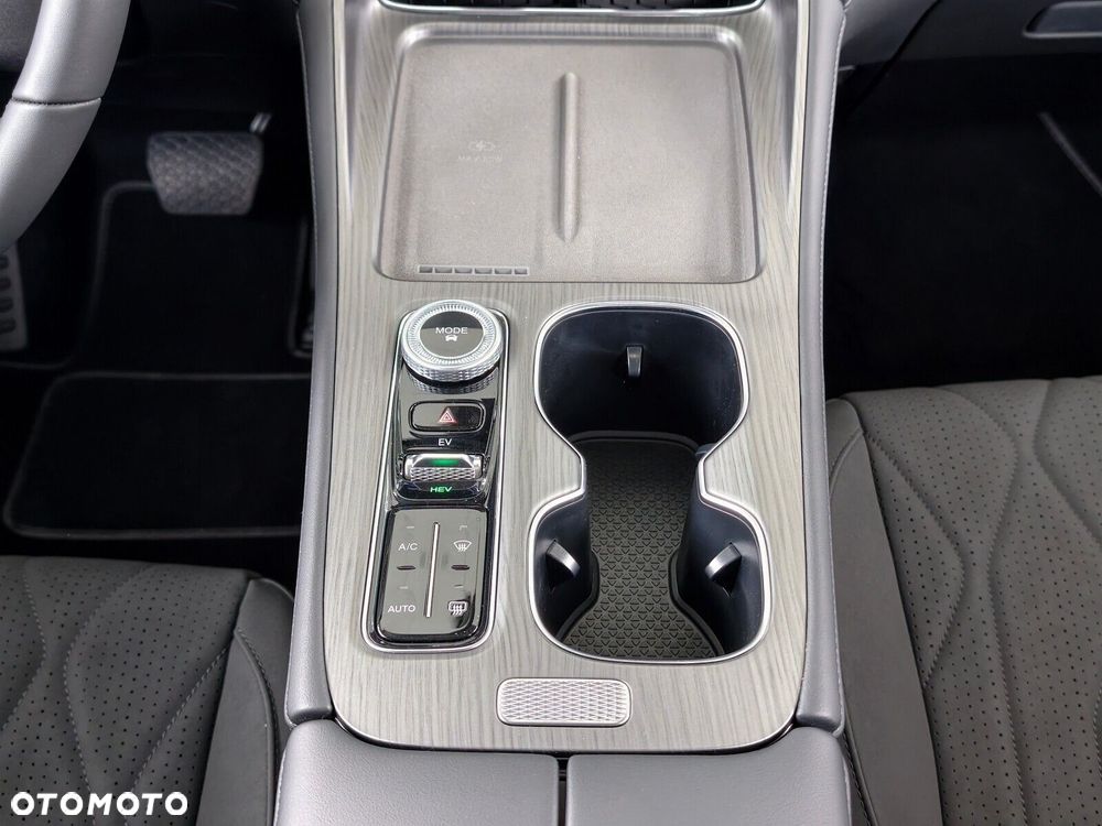 Chery Tiggo 8 - 16
