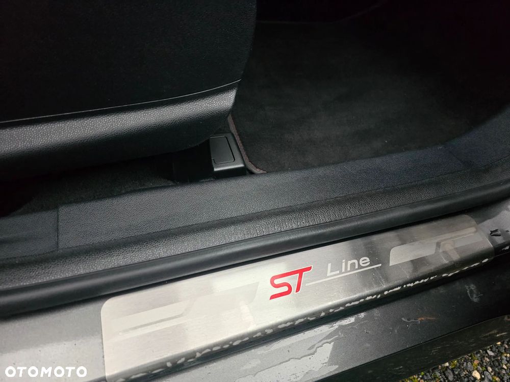 Ford EcoSport 1.0 EcoBoost ST-LINE - 16