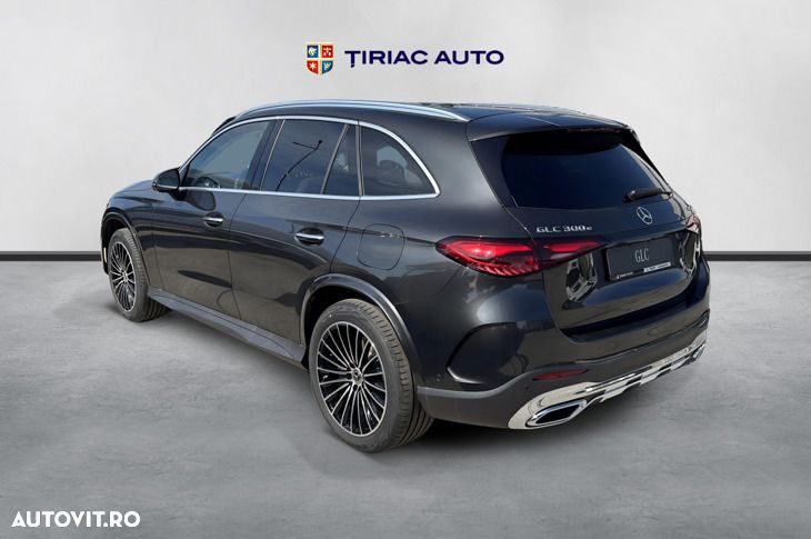 Mercedes-Benz GLC 300 e 4MATIC PHEV - 4