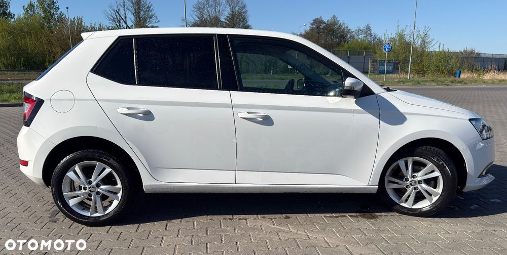 Skoda Fabia 1.0 TSI Ambition - 4