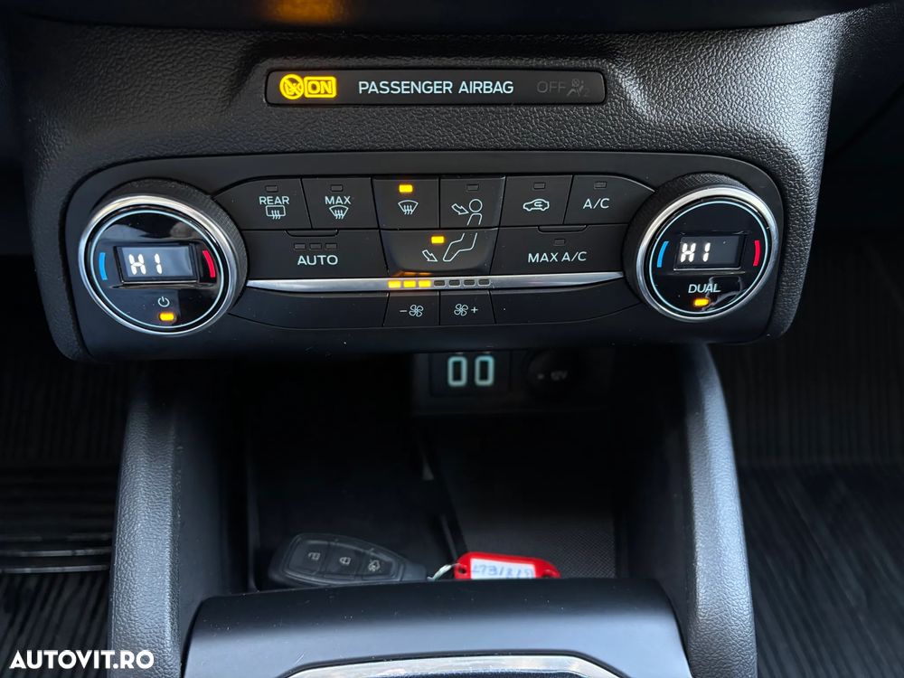 Ford Focus 1.5 EcoBlue Connected - 25