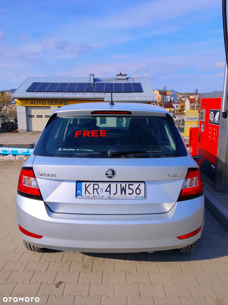 Skoda Fabia 1.0 Ambition - 4
