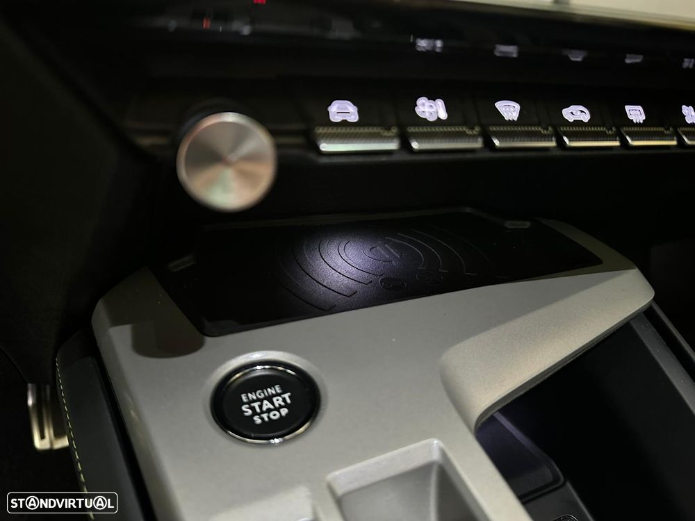 Peugeot 308 1.6 Hybrid GT Pack e-EAT8 - 34