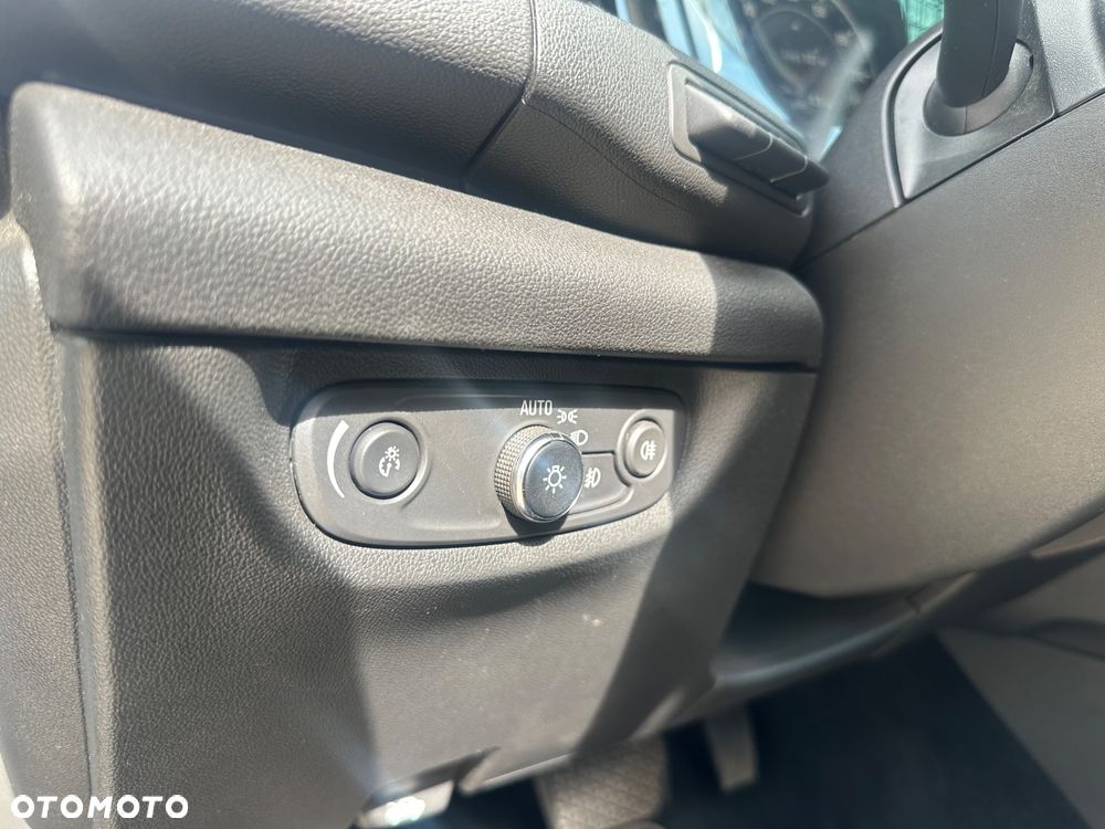 Opel Insignia 2.0 CDTI Cosmo - 24