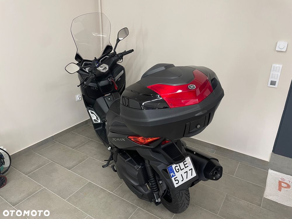 Yamaha X-max - 9