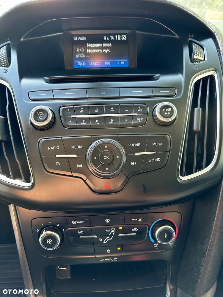 Ford Focus 1.5 TDCi SYNC Edition - 22