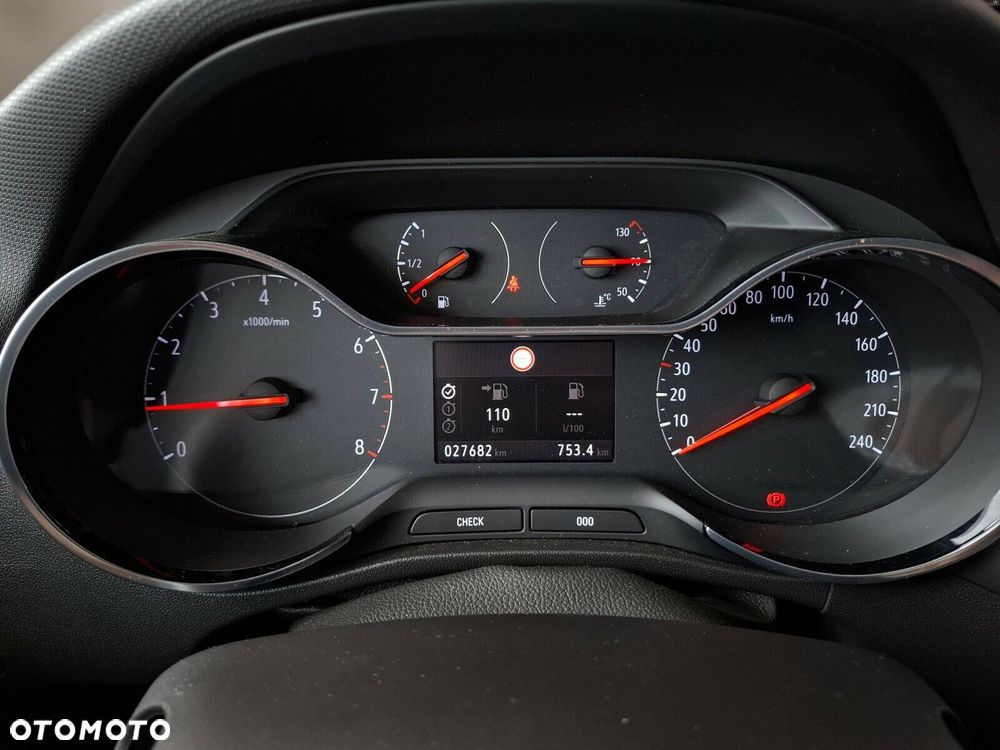 Opel Crossland X - 18