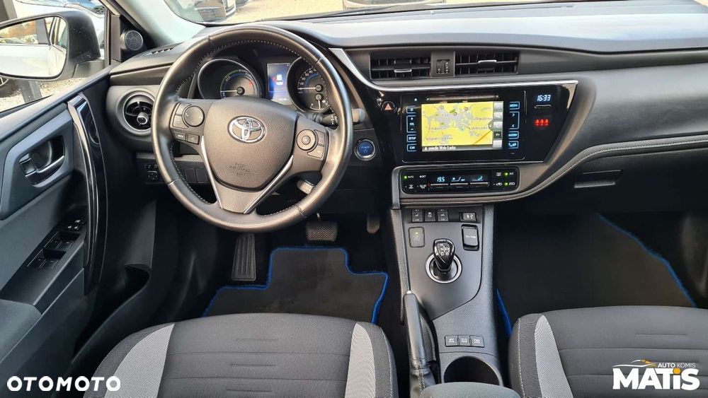 Toyota Auris - 3