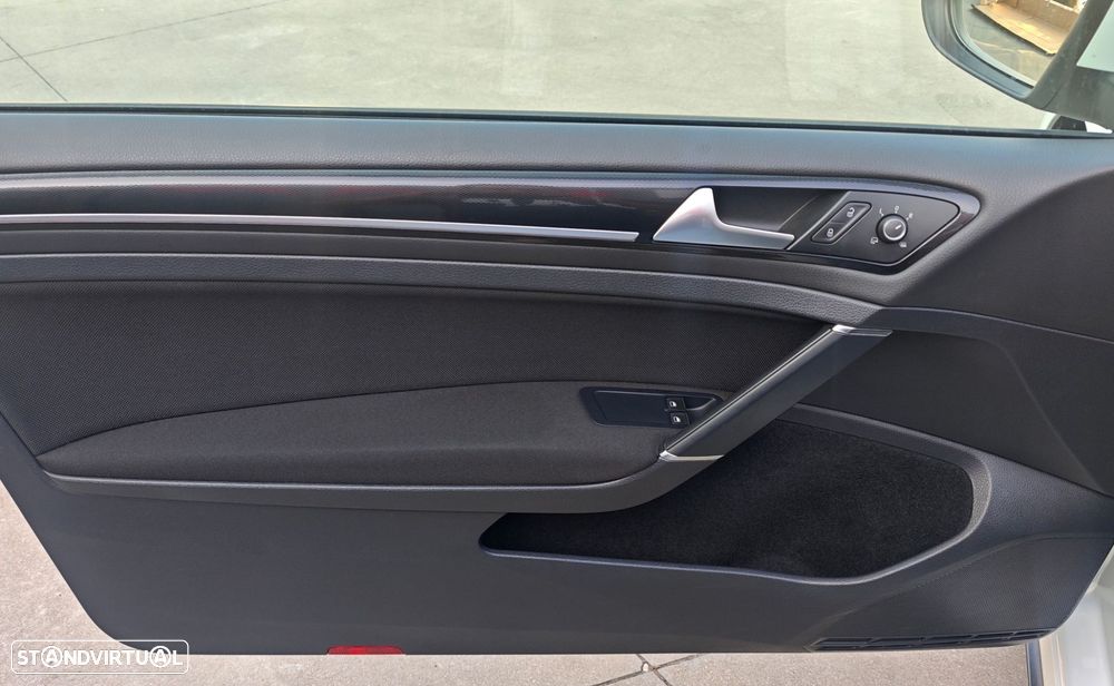 VW Golf 2.0 TSi GTi - 31