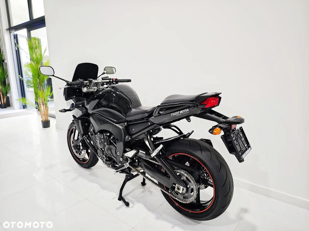 Yamaha FZ - 14