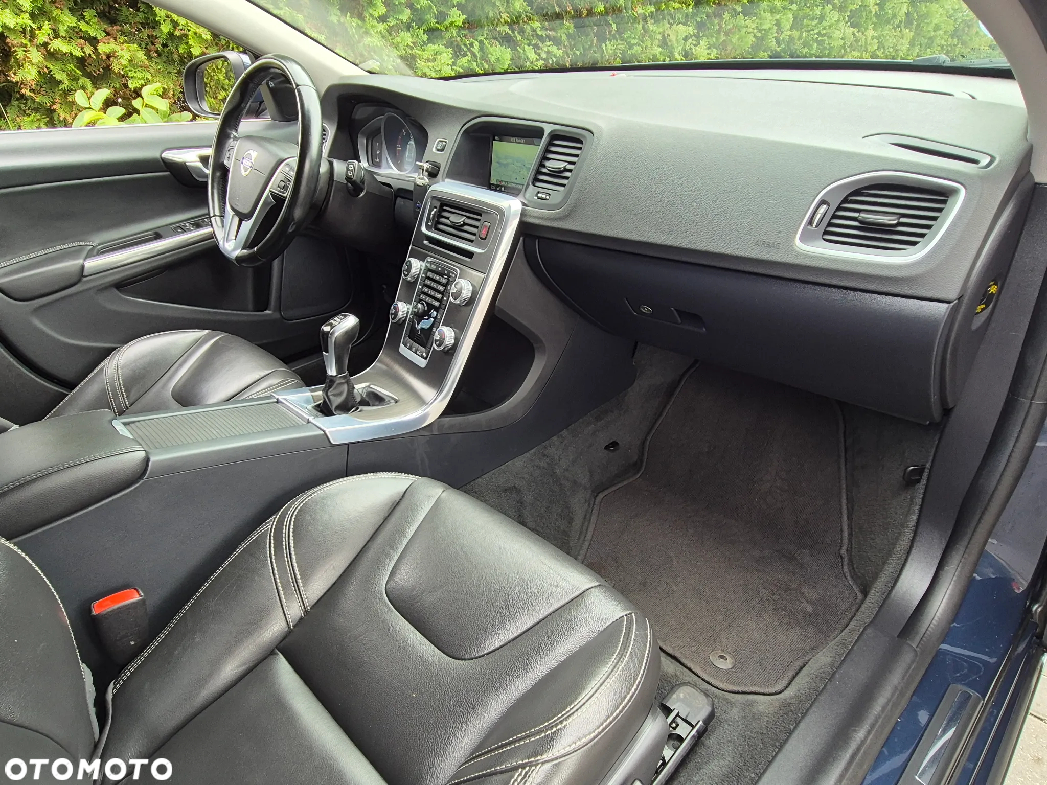 Volvo V60 D4 Drive-E Dynamic Edition (Momentum) - 33
