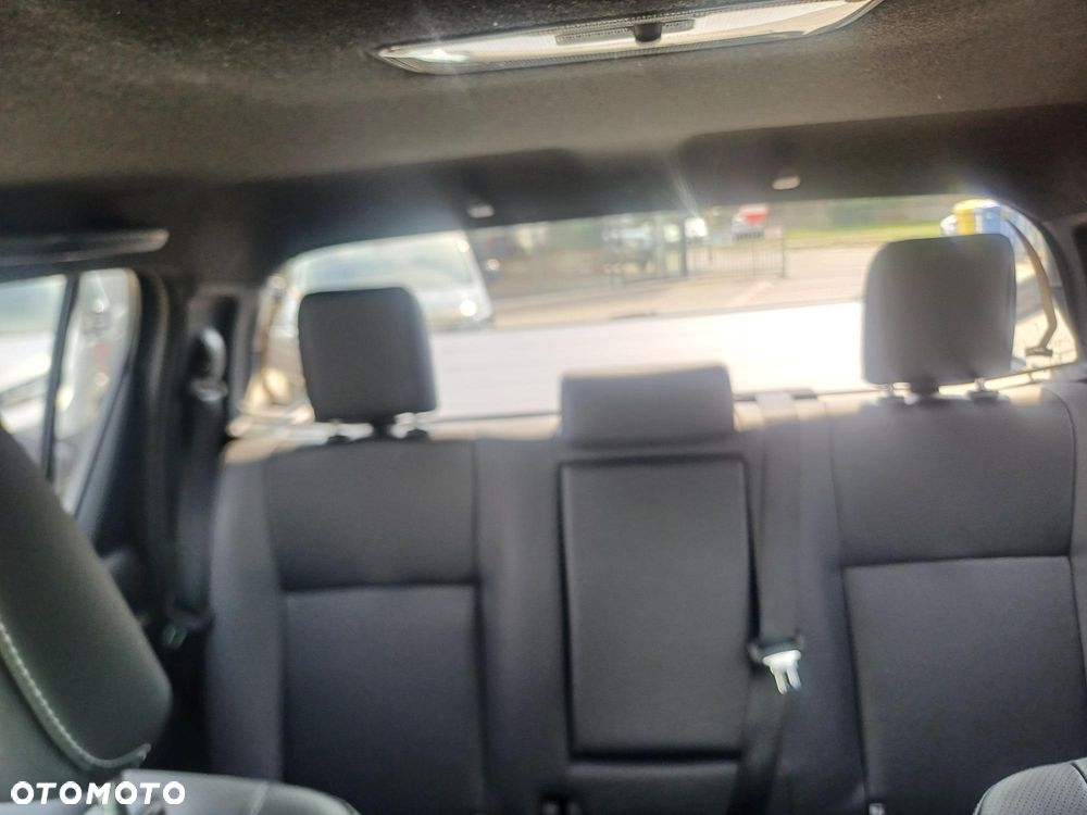 Toyota Hilux - 29