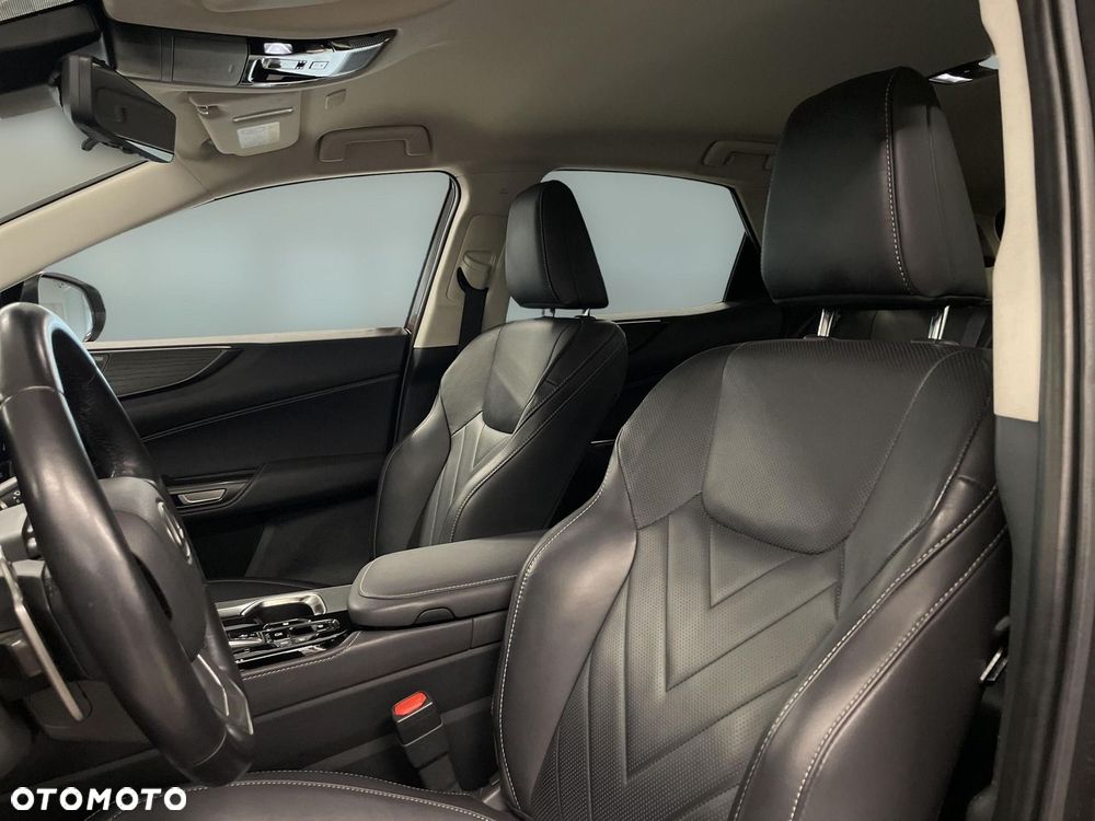 Lexus NX 350h Omotenashi AWD - 12