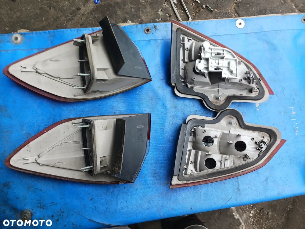 Ford Mondeo Mk4 IV 07-14 Kombi lampa tył tylna w błotnik w klapę prawa lewa KOMPLET lub szt - 2