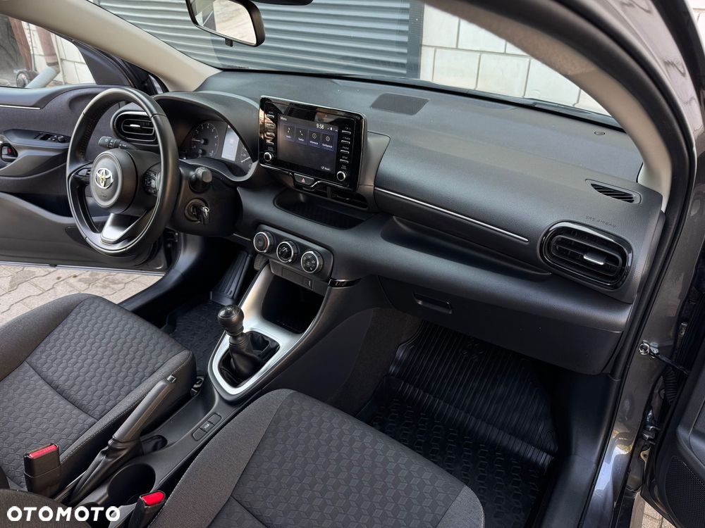 Toyota Yaris 1.5 Comfort - 6