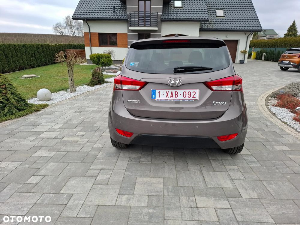 Hyundai ix20 1.4 Edition 20 - 12