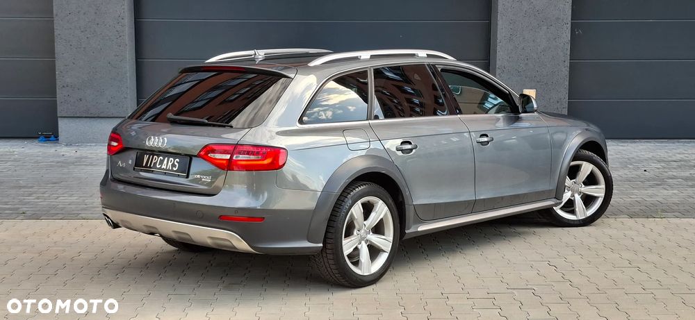 Audi A4 Allroad 2.0 TDI Quattro S tronic - 12