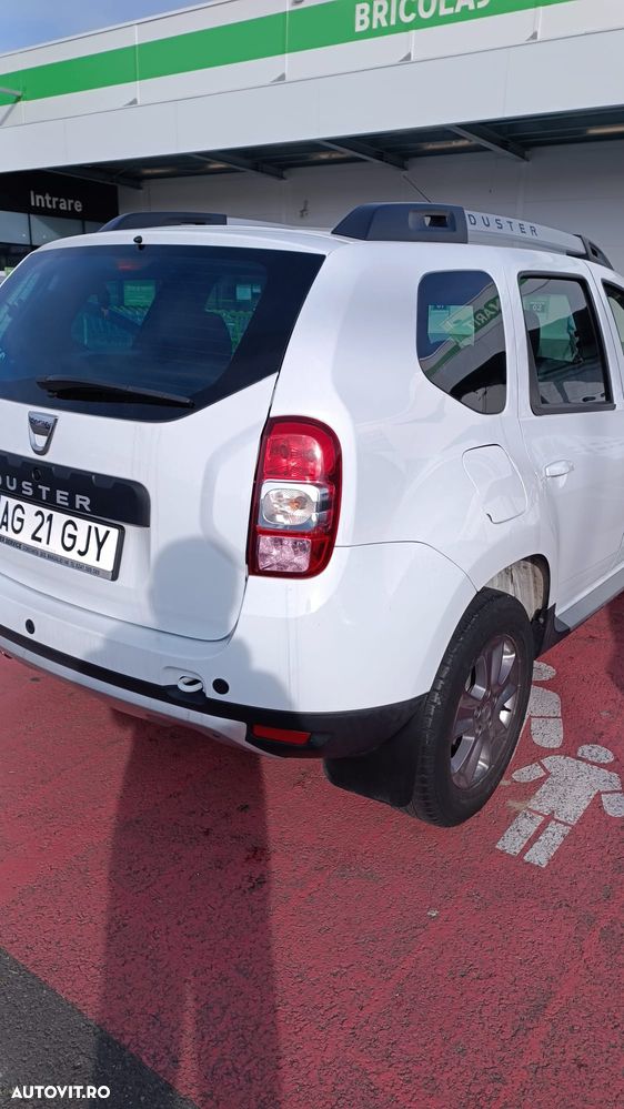 Dacia Duster 1.2 TCe 4x2 Laureate - 4